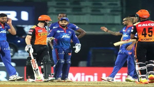 ফের তোপ স্ল্যাটারের ফের তোপ স্ল্যাটারের