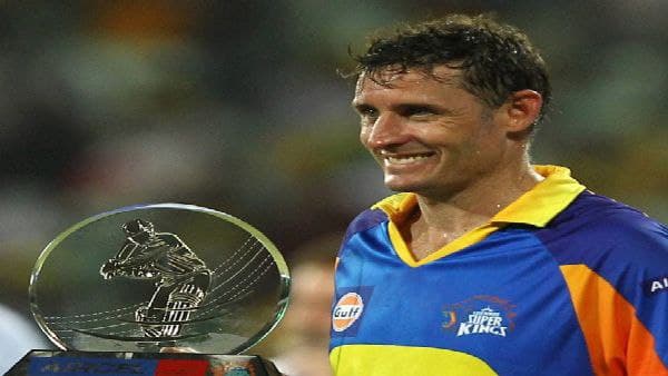 করোনা আক্রান্ত সিএসকে ব্যাটিং কোচ হাসিকে নিয়ে উদ্বেগ