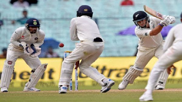 Ross Taylor: এক অধ্যায়ের অবসান, আন্তর্জাতিক ক্রিকেটকে বিদায় জানালেন কিউয়ি কিংবদন্তি রস টেলর Ross Taylor: এক অধ্যায়ের অবসান, আন্তর্জাতিক ক্রিকেটকে বিদায় জানালেন কিউয়ি কিংবদন্তি রস টেলর