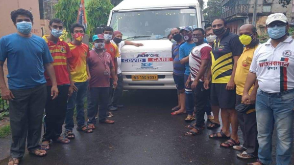 সৌরভের ত্রাণযজ্ঞে দুই প্রধানের ছোঁয়া সৌরভের ত্রাণযজ্ঞে দুই প্রধানের ছোঁয়া