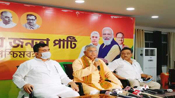 মিথ্যা বলছেন মমতা বন্দ্যোপাধ্যায়