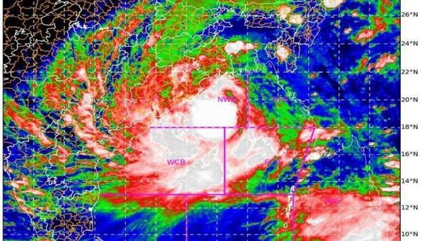 ঘূর্ণিঝড়ের অবস্থান ঘূর্ণিঝড়ের অবস্থান