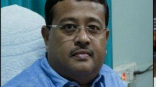 দিব্যেন্দু অধিকারীর অবস্থান নিয়ে জল্পনা দিব্যেন্দু অধিকারীর অবস্থান নিয়ে জল্পনা