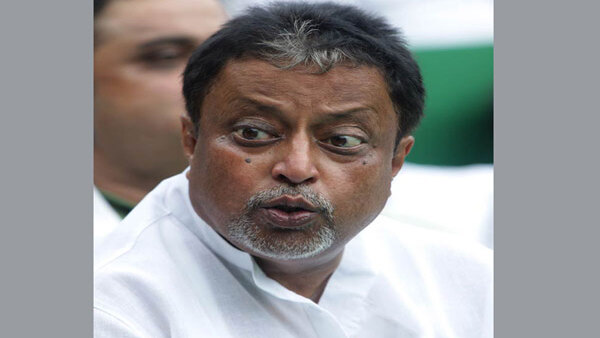 বিরোধী বেঞ্চেই মুকুল রায় 