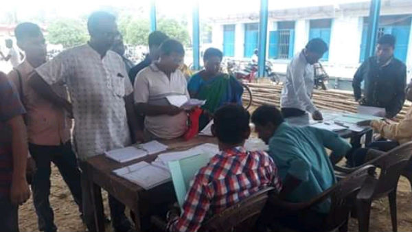 কেন্দ্রের মানপত্রে তৃতীয় স্থান দখল কেন্দ্রের মানপত্রে তৃতীয় স্থান দখল