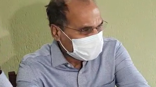 হাইকোর্টে তৎপরতা নিয়ে কটাক্ষ