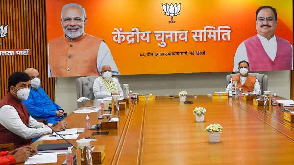 অমিত শাহ, নাড্ডার সঙ্গেও বৈঠক মোদী অমিত শাহ, নাড্ডার সঙ্গেও বৈঠক মোদী