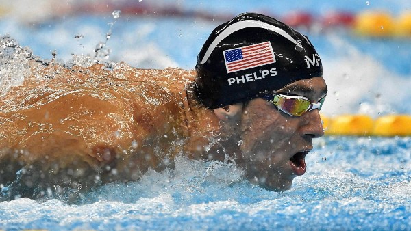 জড়িয়েছেন মাদক বিতর্কেও জড়িয়েছেন মাদক বিতর্কেও