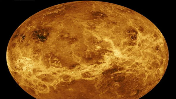  পৃথিবীর ভৌগলিক অবস্থার সঙ্গে বিস্তর মিল মঙ্গলের