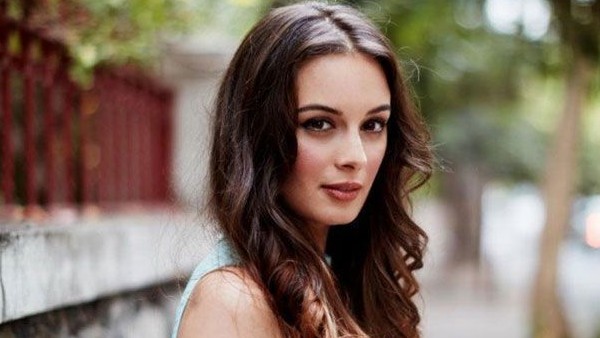 ইভলিন শর্মা