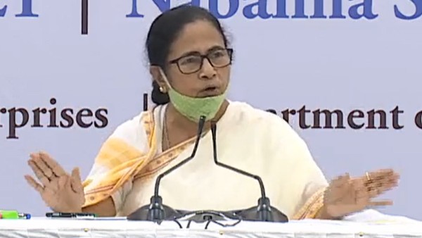 কালীঘাটে মমতার বৈঠক