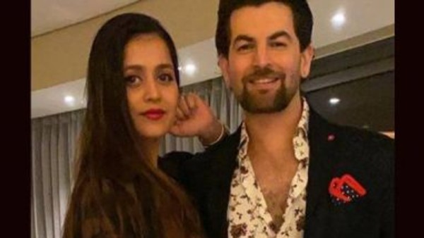 নীল নীতিন মুকেশের স্ত্রী রুক্মিনী সহায়