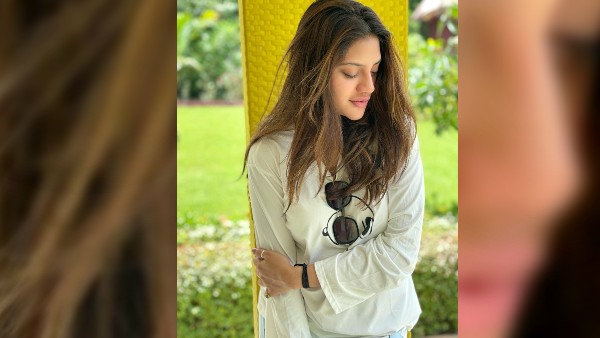 তোমার চশমায় কি যশ?