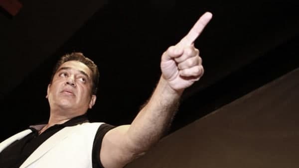 জীবনে আসেন নয়া অভিনেত্রী জীবনে আসেন নয়া অভিনেত্রী