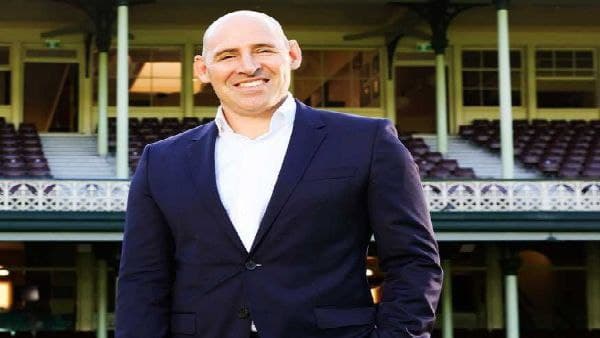 মহিলা দলের সফর