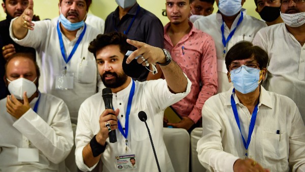 পশুপতির নতুন কমিটিতে কারা পেলেন জায়গা?