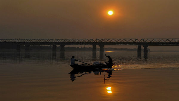 গঙ্গায় ডুব