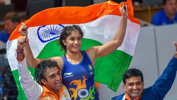 একাধিক সম্মানের অধিকারী একাধিক সম্মানের অধিকারী