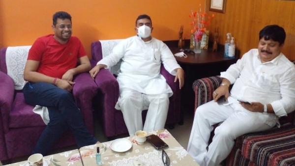 কেন্দ্রীয় মন্ত্রিত্ব দিয়ে এক ঢিলে দুই পাখি মারতে চাইছে বিজেপি! 