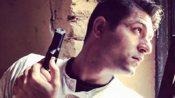 'মিলিন্দ' এর চরিত্রে সানি হিন্দুজা কত পারিশ্রমিক পেয়েছেন? 'মিলিন্দ' এর চরিত্রে সানি হিন্দুজা কত পারিশ্রমিক পেয়েছেন?