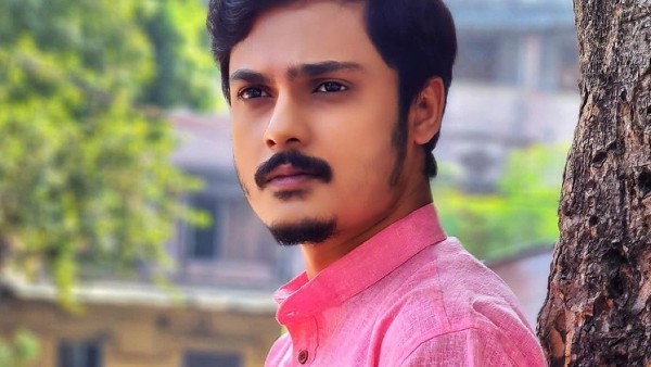 গুঞ্জন কী বলছে? গুঞ্জন কী বলছে?