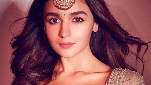 শ্রদ্ধা-আলিয়া শ্রদ্ধা-আলিয়া