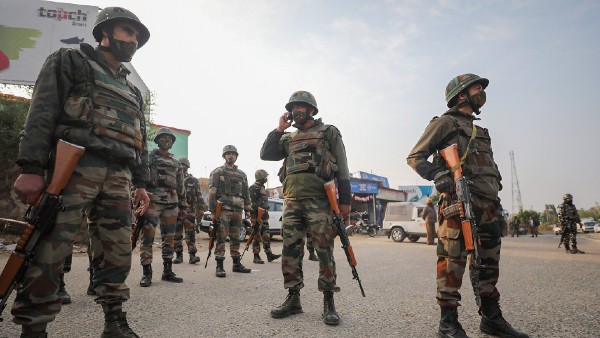 প্রতিরক্ষা সামগ্রী রফতানিতে ভারতের স্থান 