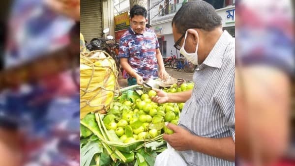 ছবি ছড়িয়ে পড়ে সোশ্যাল মিডিয়ায় ছবি ছড়িয়ে পড়ে সোশ্যাল মিডিয়ায়