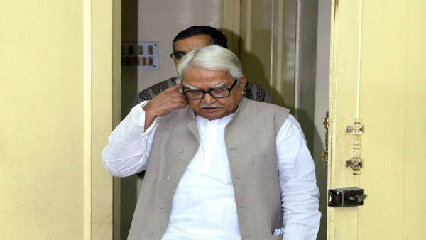 বিমান বসুর প্রতিশ্রুতি রাখবেন বিমান বসুর প্রতিশ্রুতি রাখবেন