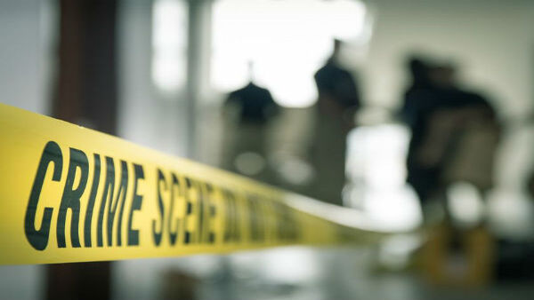 পুলিশের কাছে অভিযোগ পুলিশের কাছে অভিযোগ