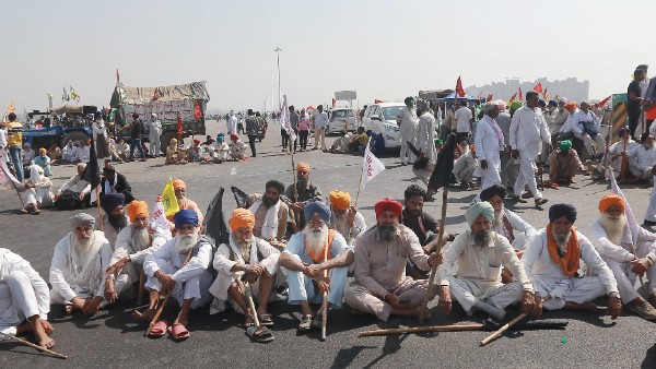 ২৬ নভেম্বর থেকে চলছে আন্দোলন