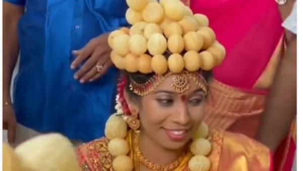 ফুচকা প্রেম