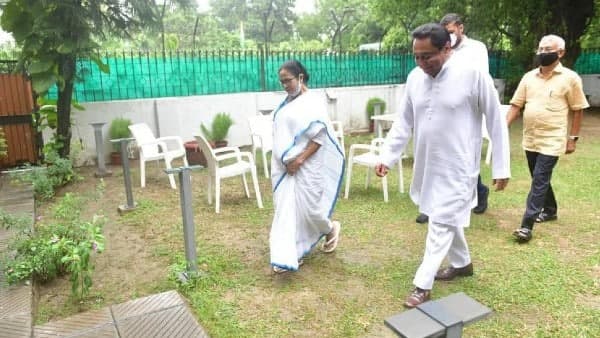 জল্পনা জিইয়ে রাখলেন তৃণমূল সুপ্রিমো