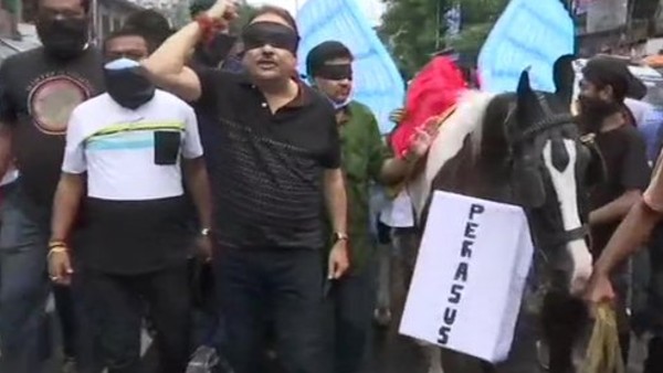 বিজেপিকে নিশানা