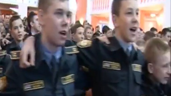 রাশিয়ার সেনাদের কন্ঠে ভারতীয় গান রাশিয়ার সেনাদের কন্ঠে ভারতীয় গান