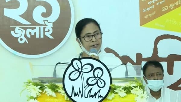 কালীঘাটের ভার্চুয়াল মঞ্চে মুকুল