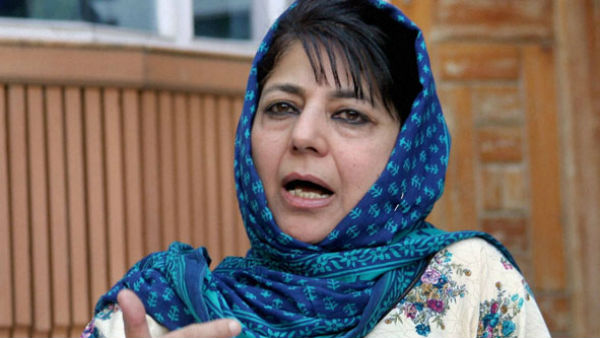 কাশ্মীরকে রাজ্যের অধিকার দিতে হবে