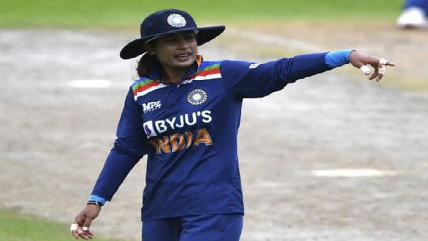 শিখরে সচিন ও মিতালি