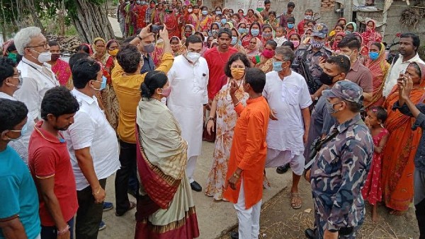 আক্রান্ত বিজেপি কর্মীদের নিয়ে কী বলছেন অনির্বাণ আক্রান্ত বিজেপি কর্মীদের নিয়ে কী বলছেন অনির্বাণ
