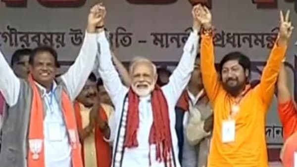 একুশের বিধানসভায় আলিপুরের ৭টি আসনেই বিজেপিকে জয় এনে দিয়েছেন বার্লা একুশের বিধানসভায় আলিপুরের ৭টি আসনেই বিজেপিকে জয় এনে দিয়েছেন বার্লা