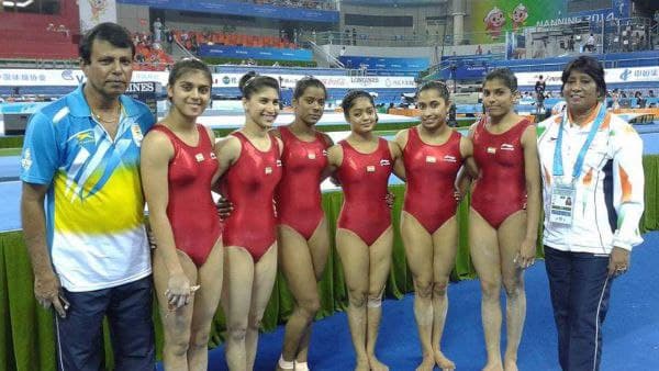 মিনারার আক্ষেপ মিনারার আক্ষেপ