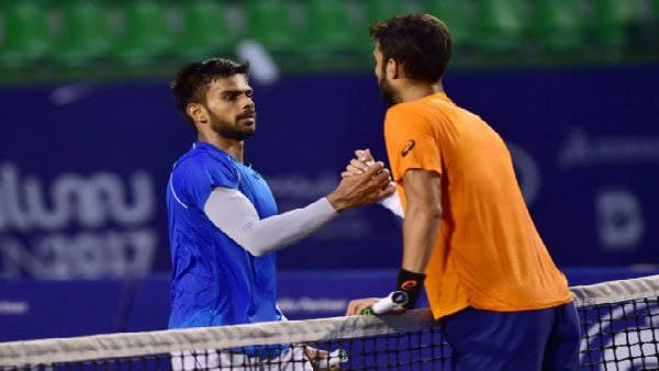 নজরে আরও নজরে আরও