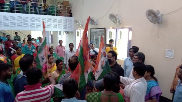 বিজেপি থেকে তৃণমূলে যোগদান