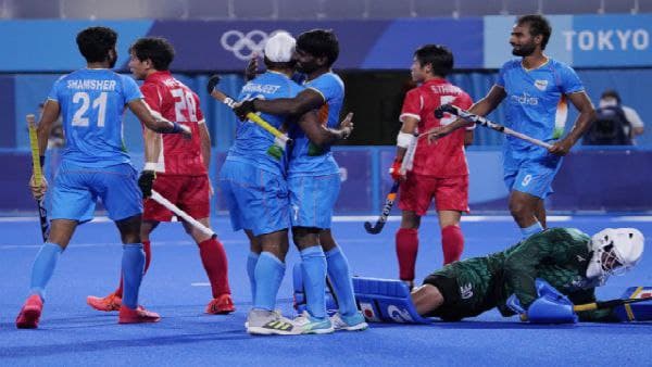 পরপর দুই দিন হকিতে ইতিহাস