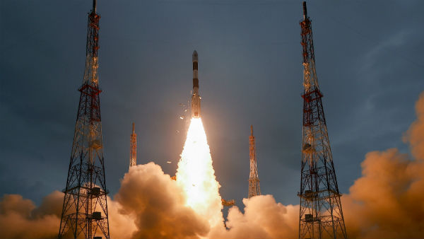 মহাকাশে নিয়ে যাওয়া প্রথম দেশীয় মহাকাশযান মহাকাশে নিয়ে যাওয়া প্রথম দেশীয় মহাকাশযান