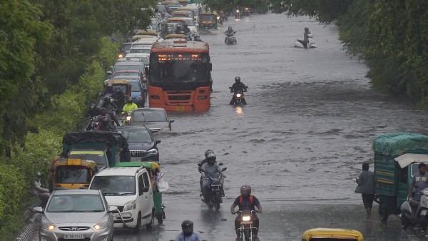 সেপ্টেম্বরও চলবে বৃষ্টি