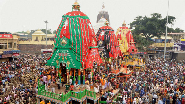 পুরীর তিন দেবদেবীর তিনটি রথের নাম পুরীর তিন দেবদেবীর তিনটি রথের নাম