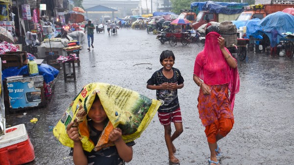 বৃষ্টি বাড়বে পশ্চিমবঙ্গে