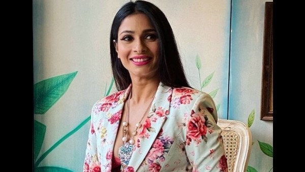'এগ ফ্রোজেন' নিয়ে বহুদিন ধরেই ভাবছেন! 'এগ ফ্রোজেন' নিয়ে বহুদিন ধরেই ভাবছেন!