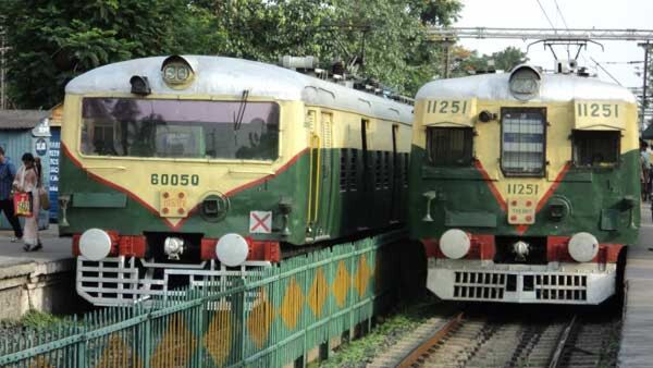 নির্দেশিকায় নেই লোকাল ট্রেন 